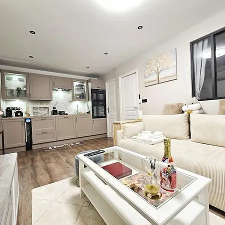 Your Cozy Cove By Apartment Paris